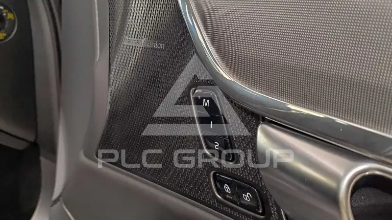 2025 Volvo S90