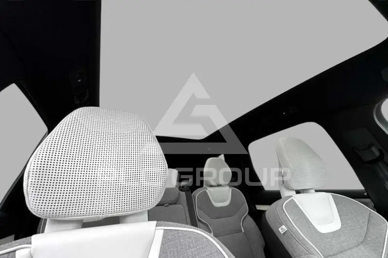 2025 Volvo EX 90
