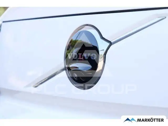 2025 Volvo EX 90