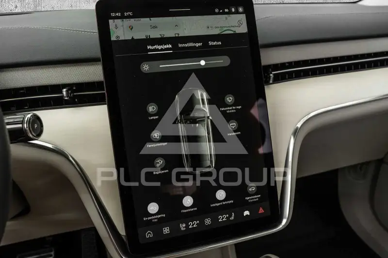 2025 Volvo EX 90