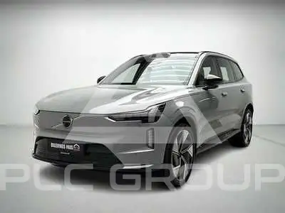 2025 Volvo EX 90