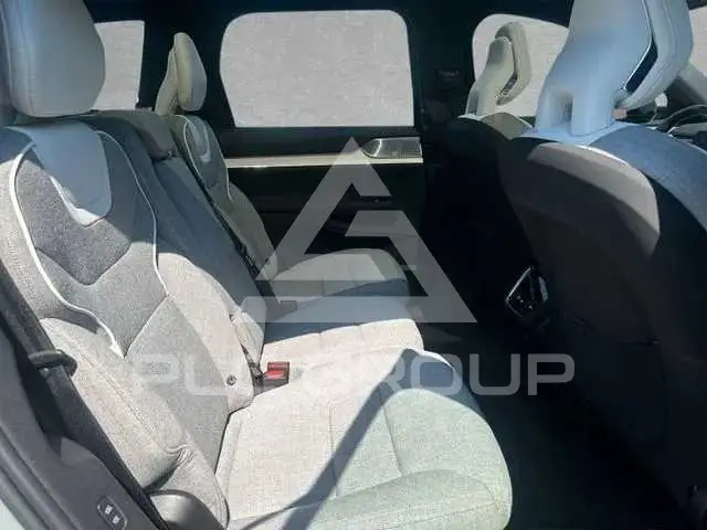 2025 Volvo EX 90