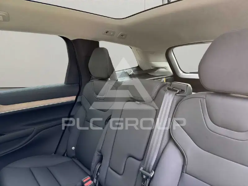 2025 Volvo EX 90