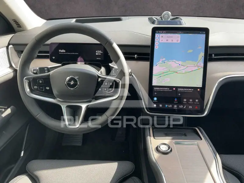 2025 Volvo EX 90
