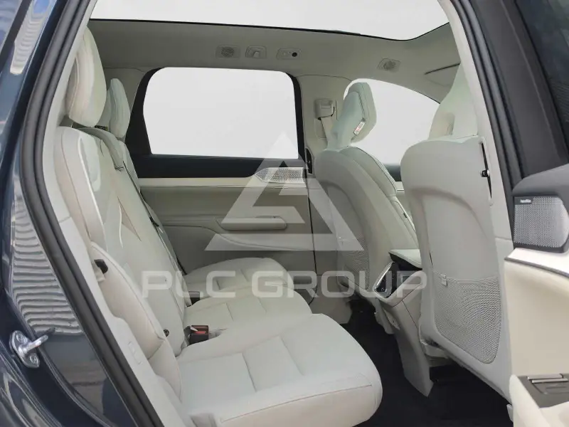 2025 Volvo EX 90