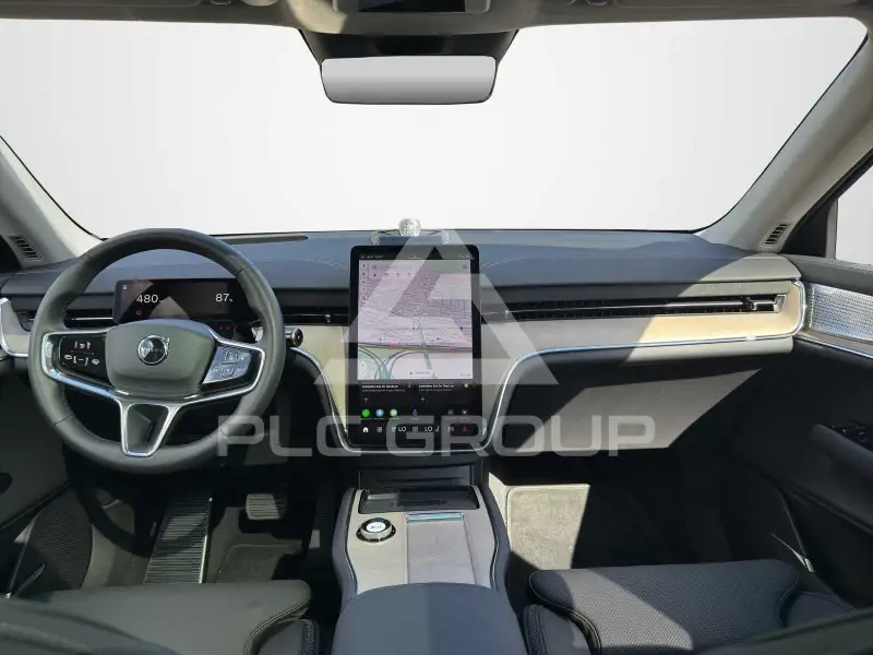 2025 Volvo EX 90