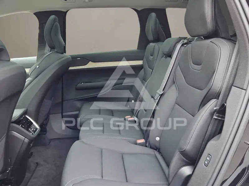 2025 Volvo EX 90