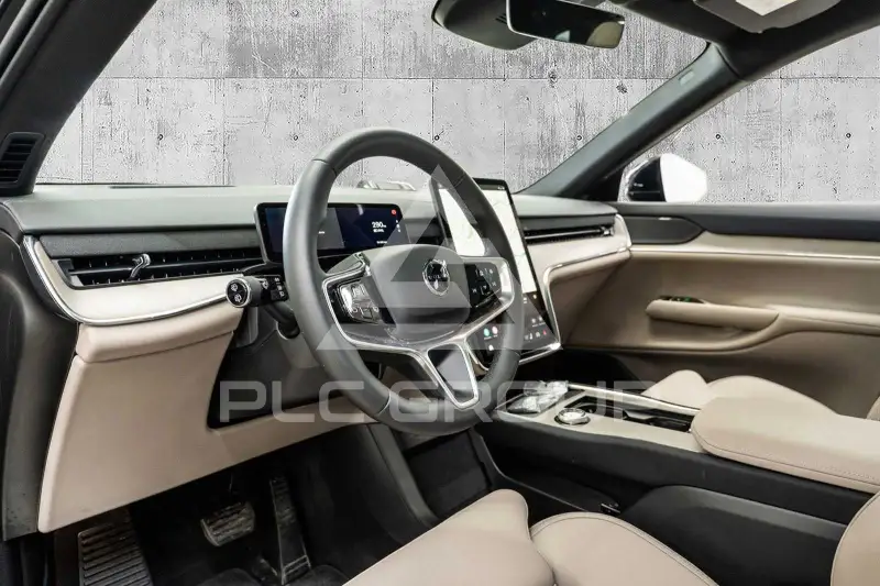 2025 Volvo EX 90