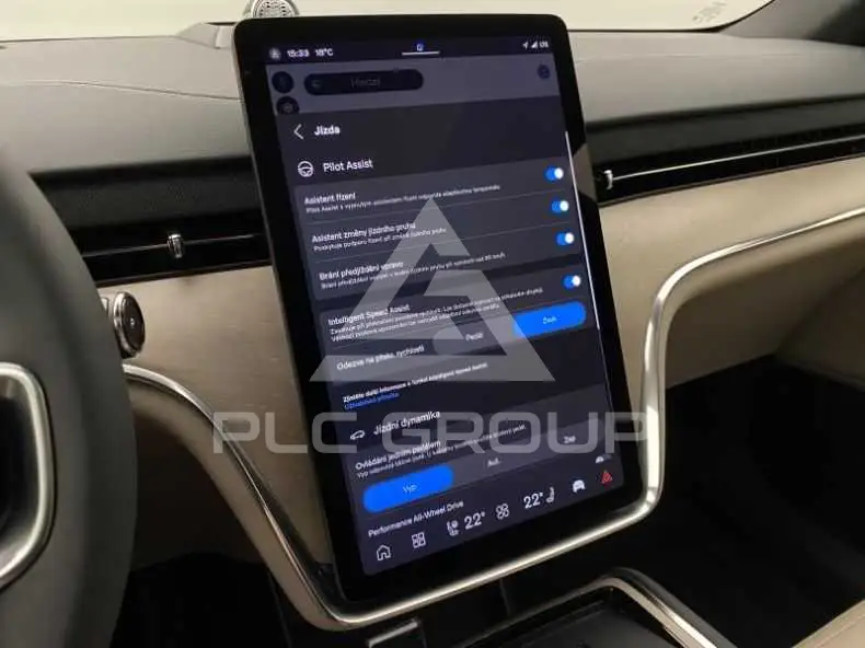 2025 Volvo EX 90