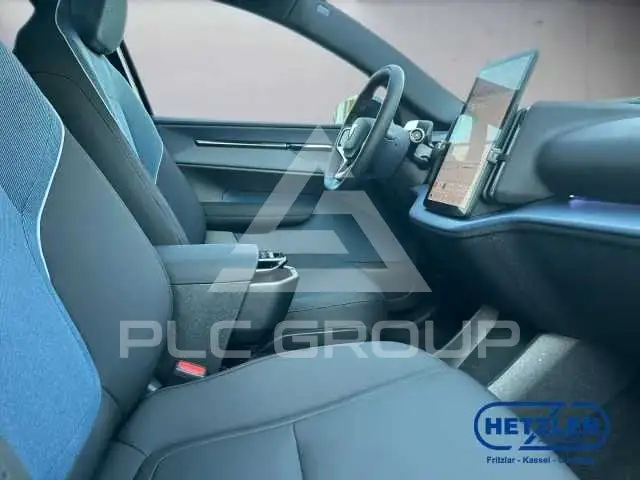 2025 Volvo EX 30