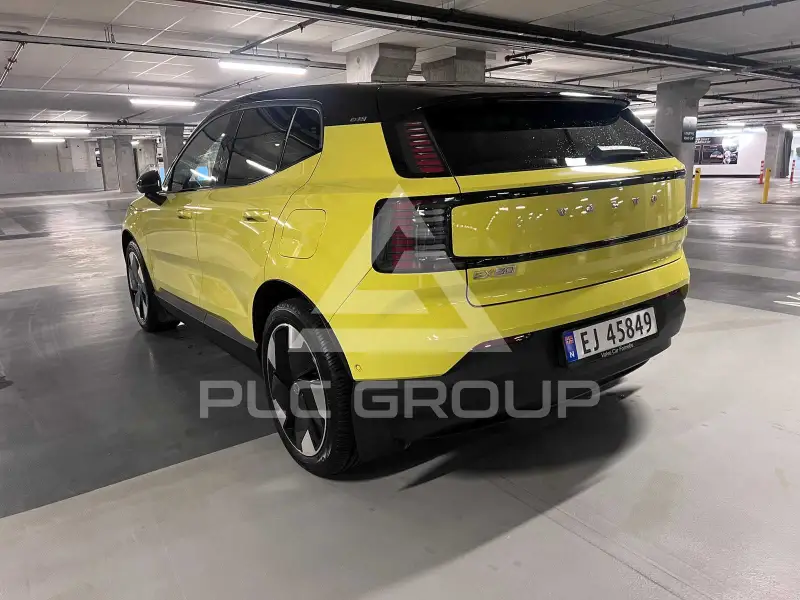 2025 Volvo EX 30