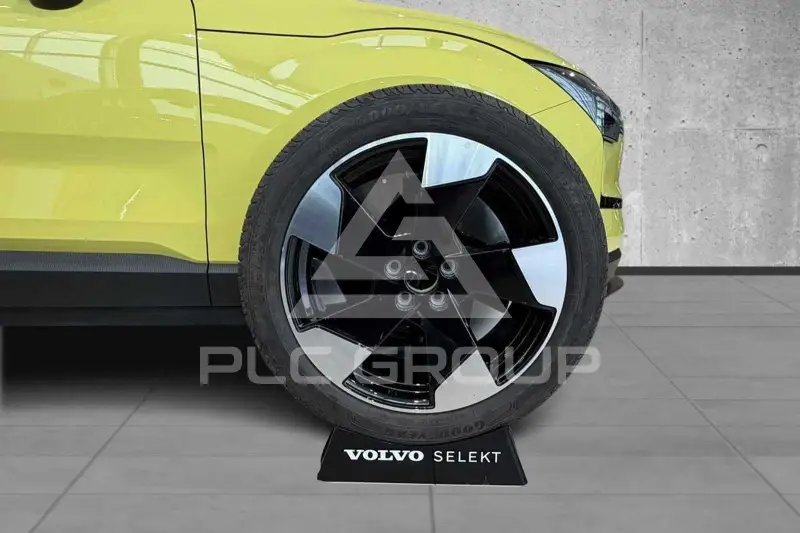 2025 Volvo EX 30