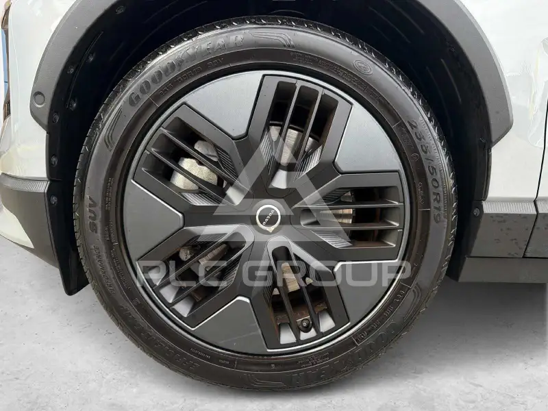 2025 Volvo EX 30
