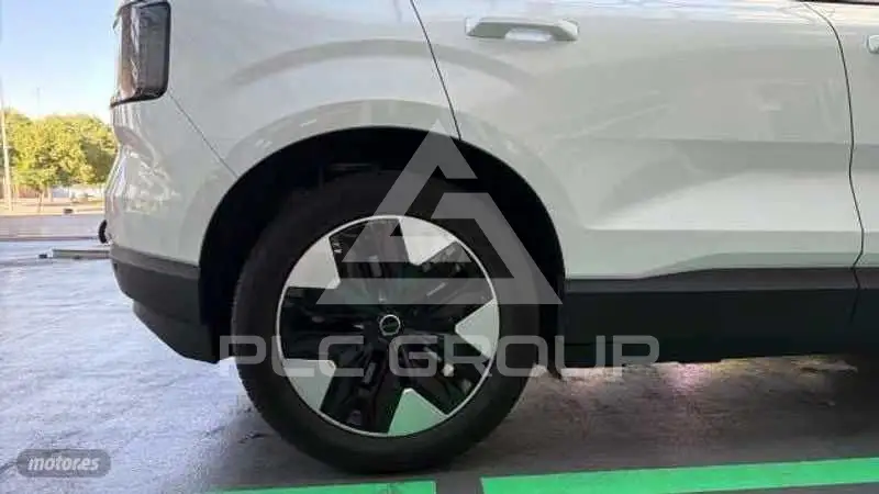 2025 Volvo EX 30