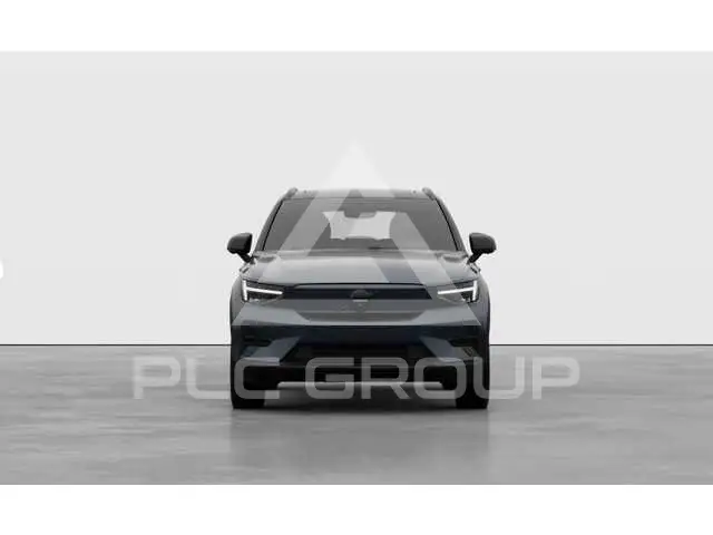 2025 Volvo EX 40