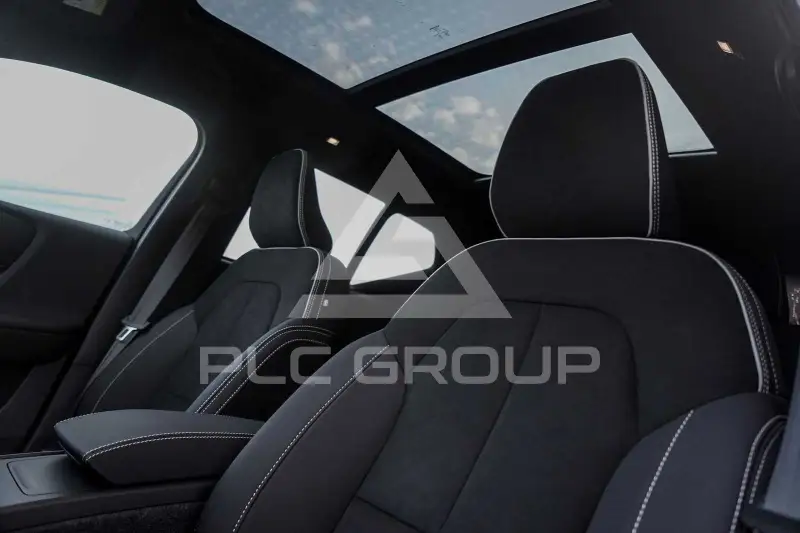2025 Volvo EX 40