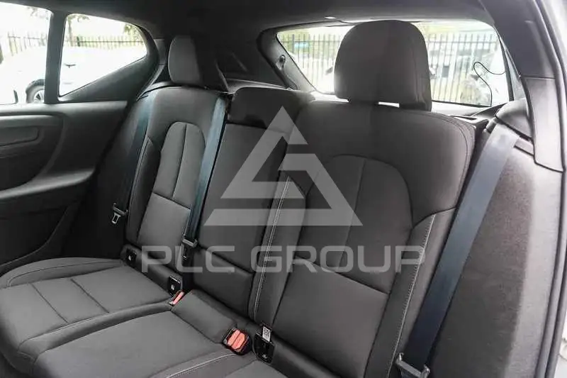2025 Volvo EX 40