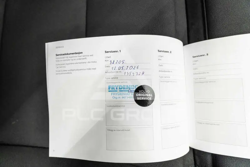 2025 Volvo EX 40