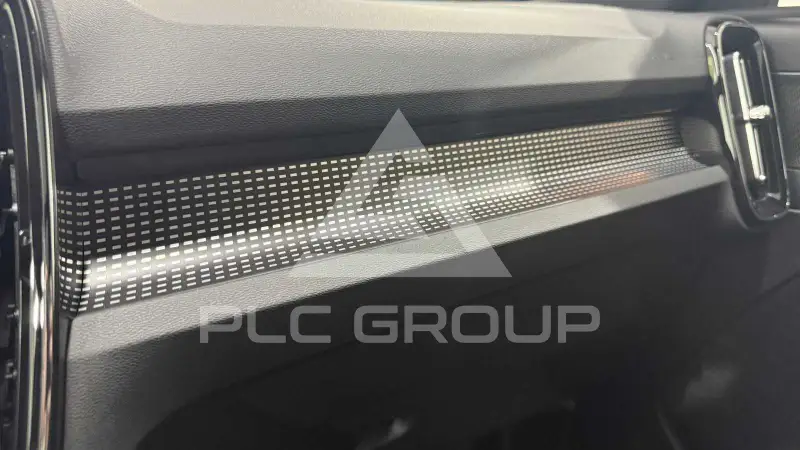 2025 Volvo EX 40