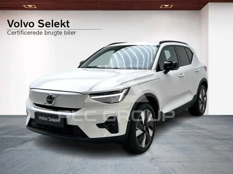 2025 Volvo EX 40