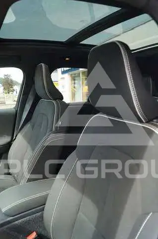 2025 Volvo EX 40