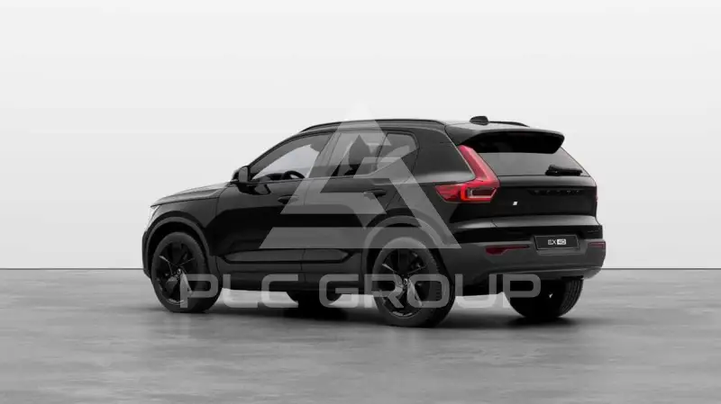 2025 Volvo EX 40