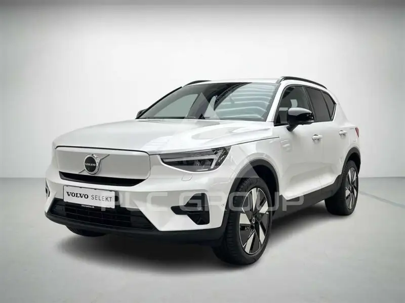 2025 Volvo EX 40