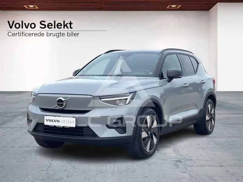 2025 Volvo EX 40