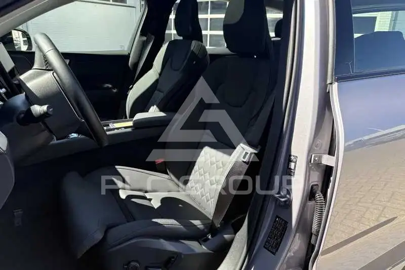 2025 Volvo XC60