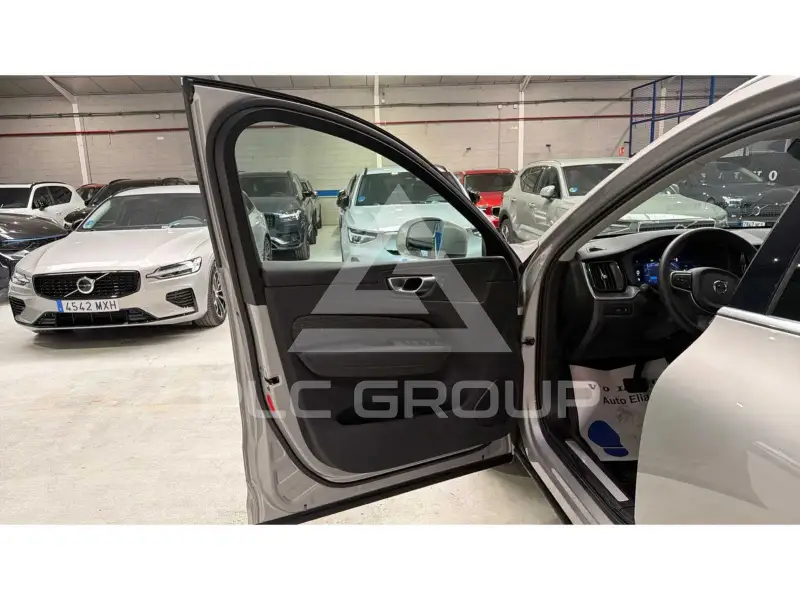 2025 Volvo XC60