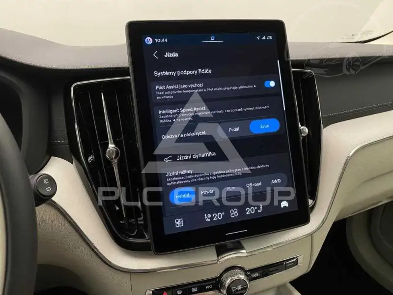 2025 Volvo XC60