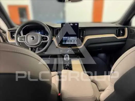 2025 Volvo XC60