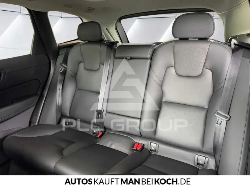 2025 Volvo XC60