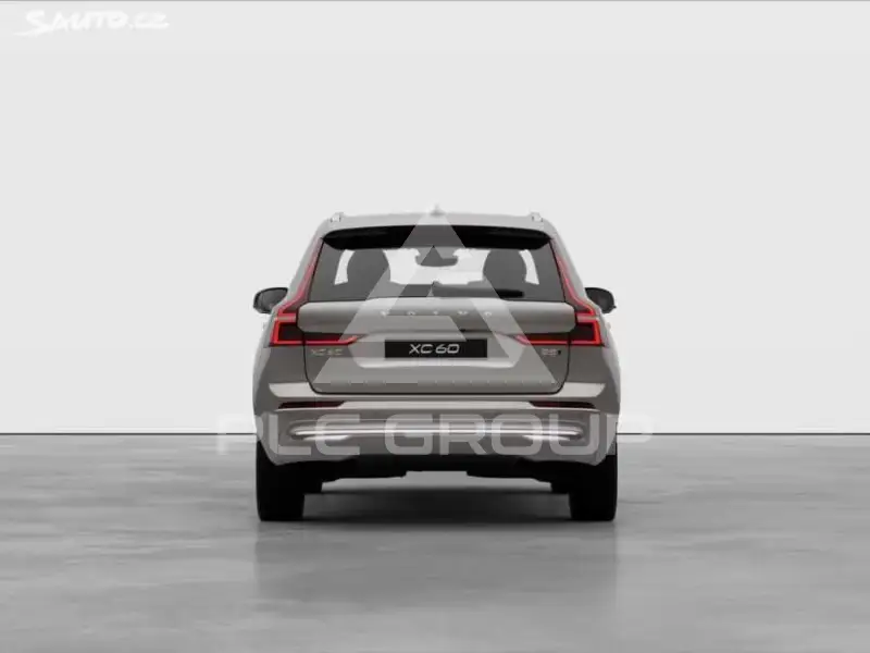 2025 Volvo XC60