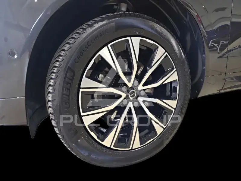 2025 Volvo XC60