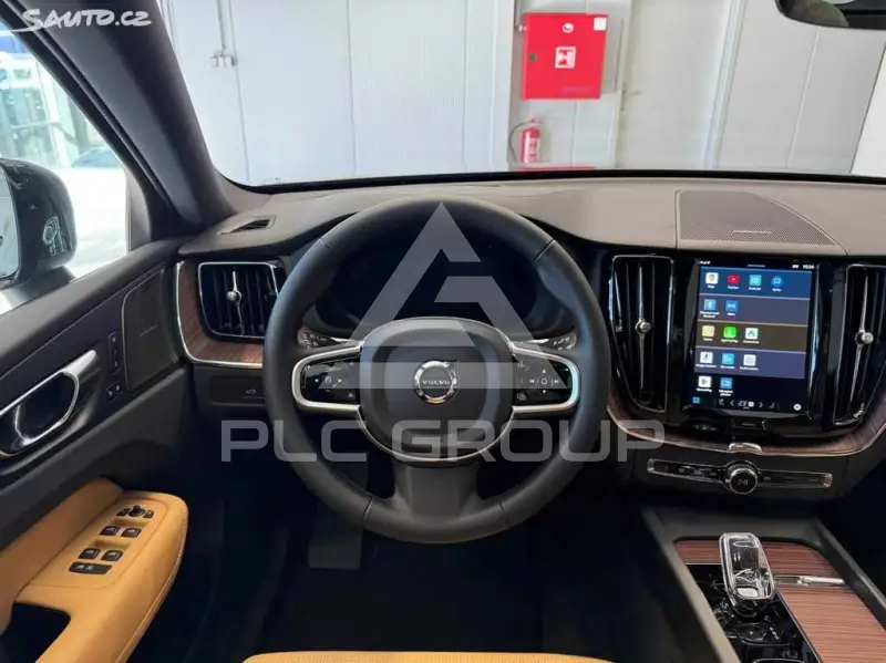2025 Volvo XC60