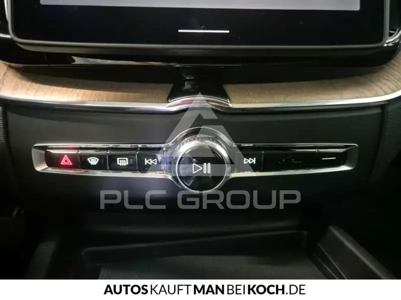 2025 Volvo XC60
