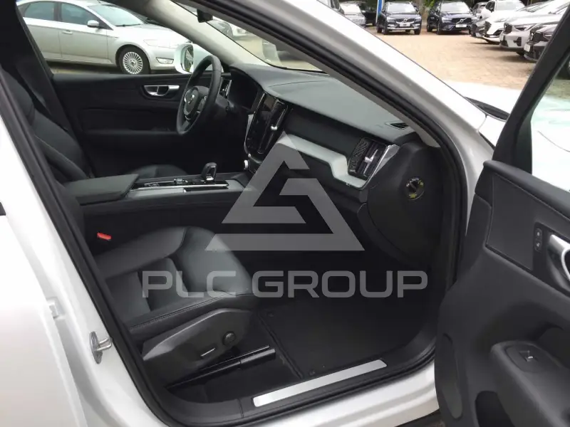 2025 Volvo XC60