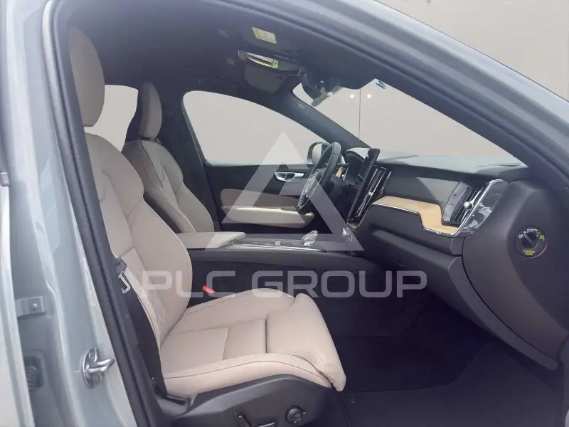 2025 Volvo XC60