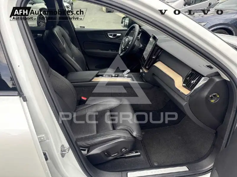 2025 Volvo XC60