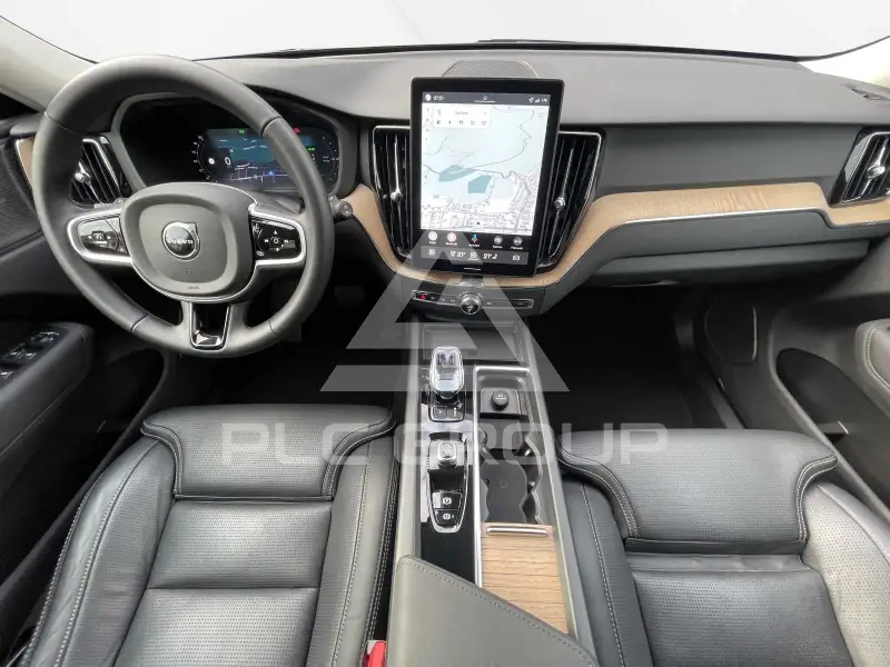 2025 Volvo XC60