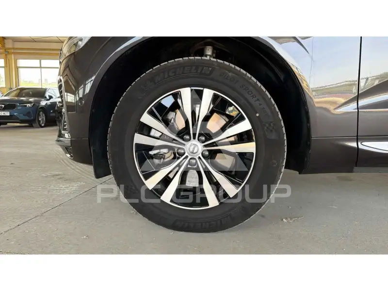 2025 Volvo XC60