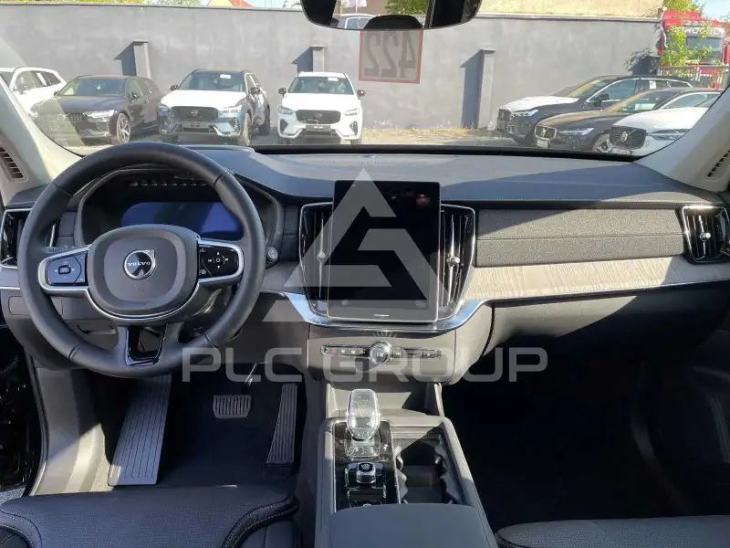 2025 Volvo XC90
