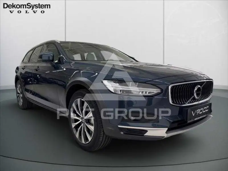 2025 Volvo V90