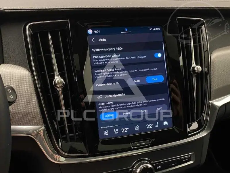 2025 Volvo V90