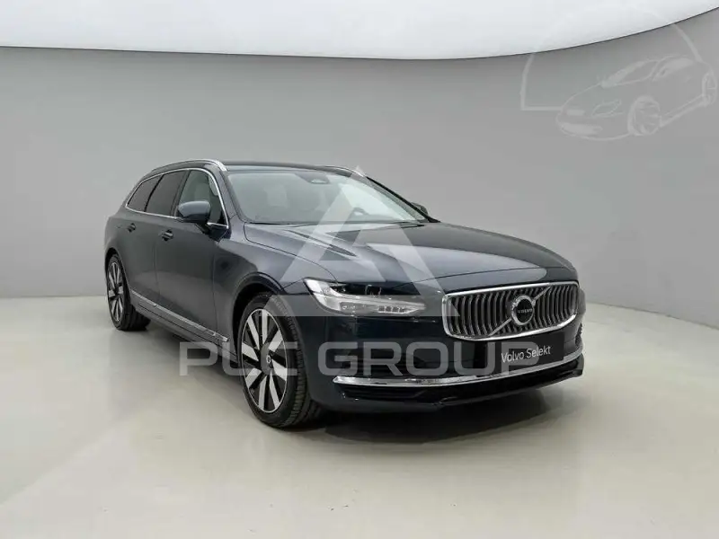 2025 Volvo V90