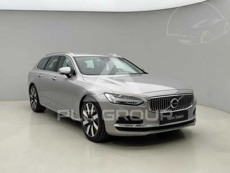 2025 Volvo V90