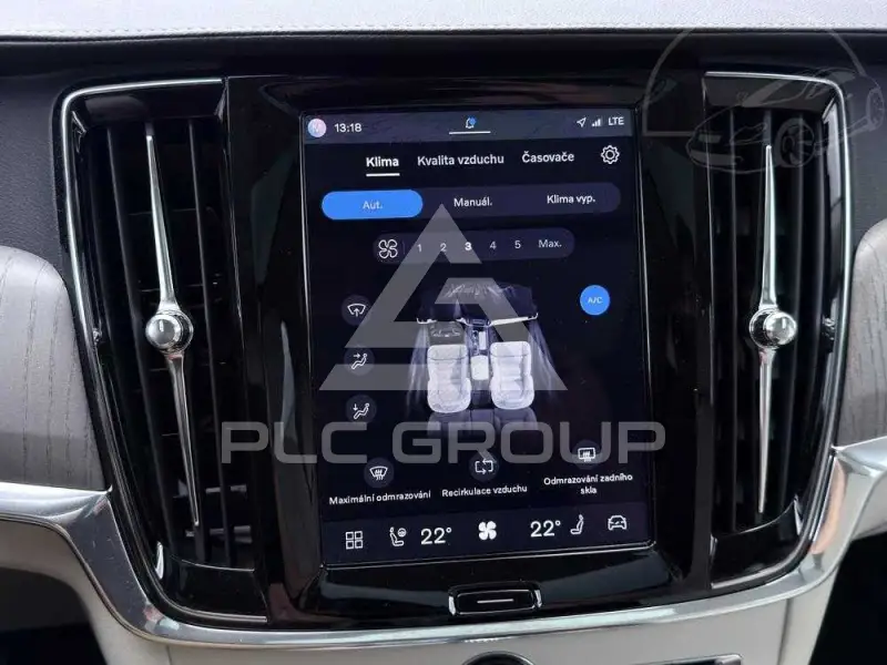 2025 Volvo V90