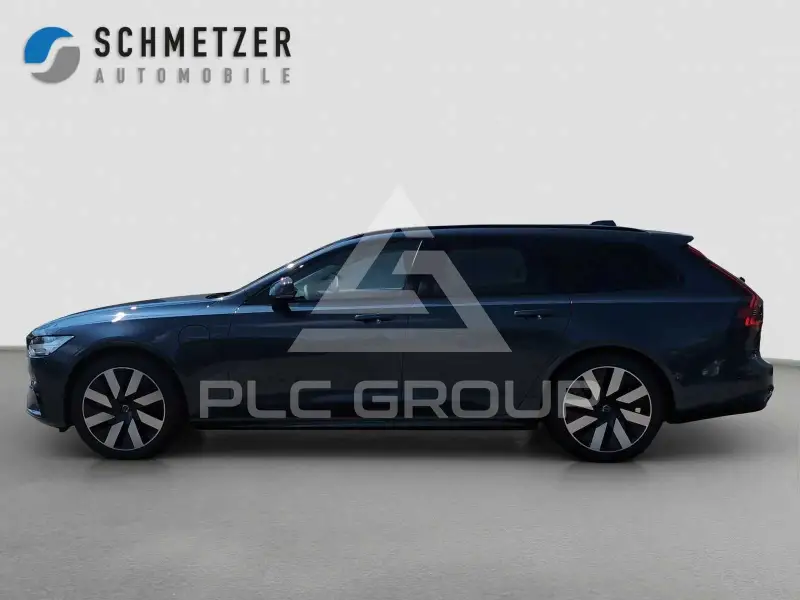 2025 Volvo V90