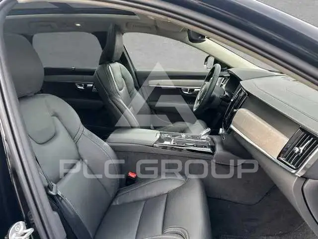 2025 Volvo V90